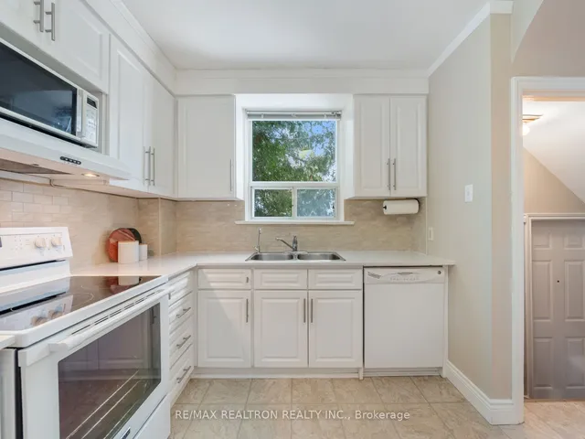 Additional property image - 28 Graymar Ave