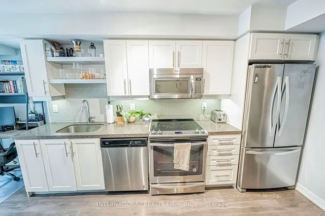 Additional property image - 525 Adelaide St Unit 520