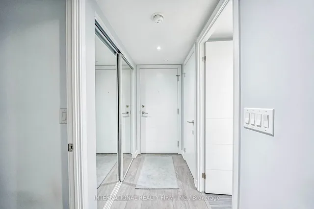 Additional property image - 525 Adelaide St Unit 520