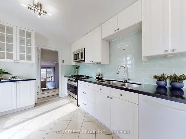 Additional property image - 1 Shadberry Dr