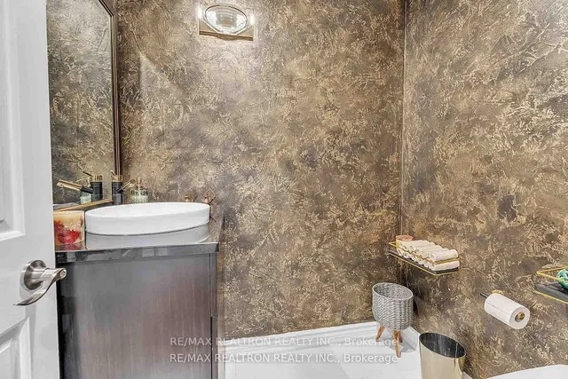 Additional property image - 47 Robinter Dr