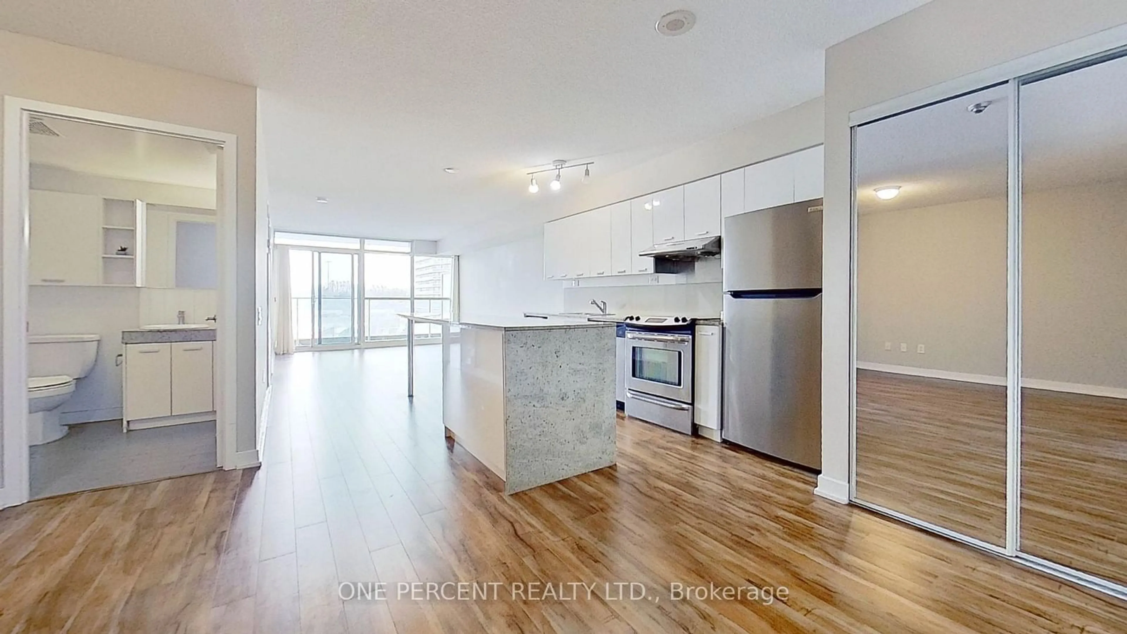 Open concept kitchen, unknown for 19 Singer Crt #606, Toronto Ontario M2K 0B2