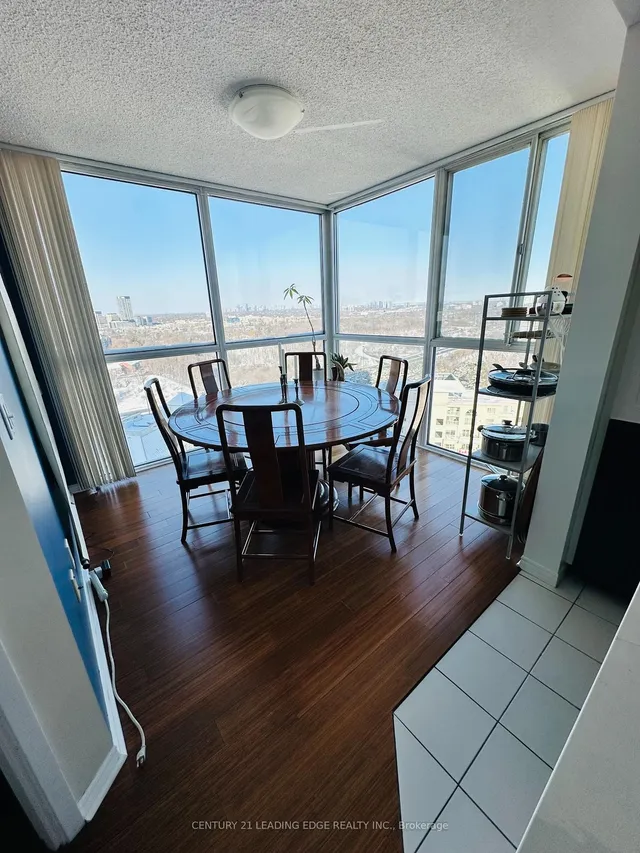 Additional property image - 7 Concorde Pl Unit 2009