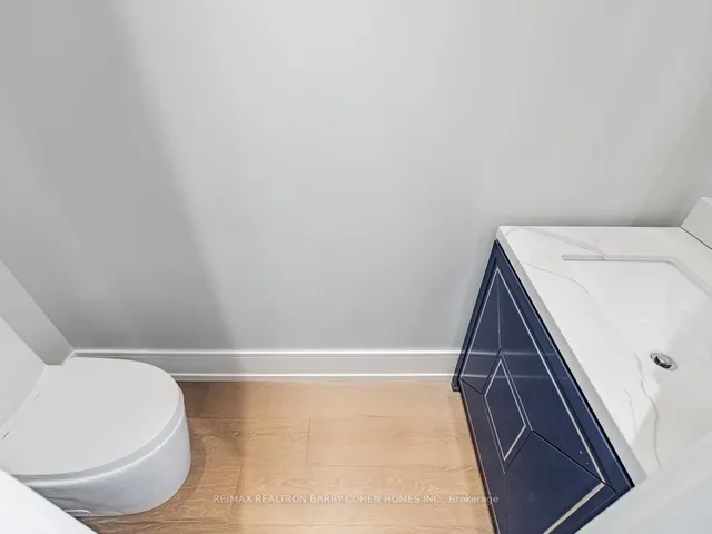 Additional property image - 215 Cedric Ave