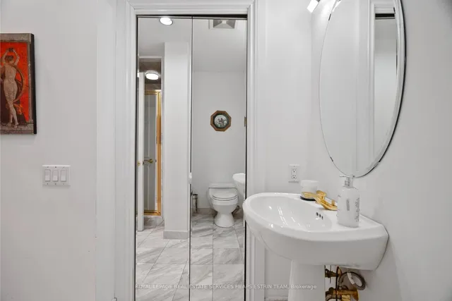 Additional property image - 1 Chedington Pl Unit 5B
