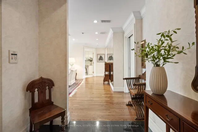 Additional property image - 1 Chedington Pl Unit 5B