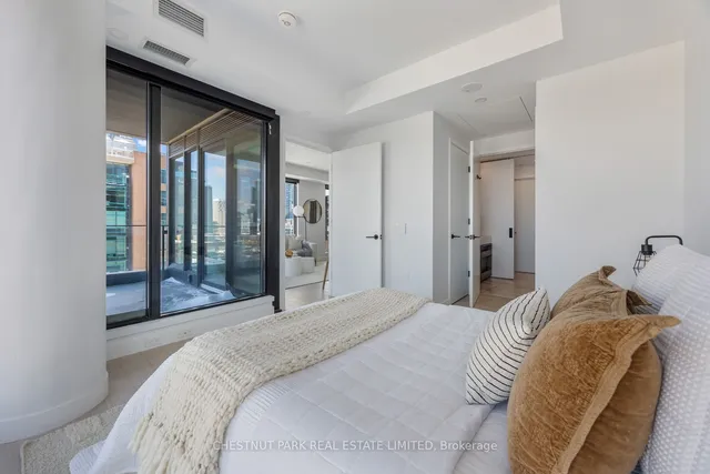 Additional property image - 505 Richmond St Unit 821