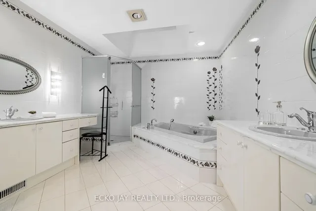 Additional property image - 3 Minorca Pl