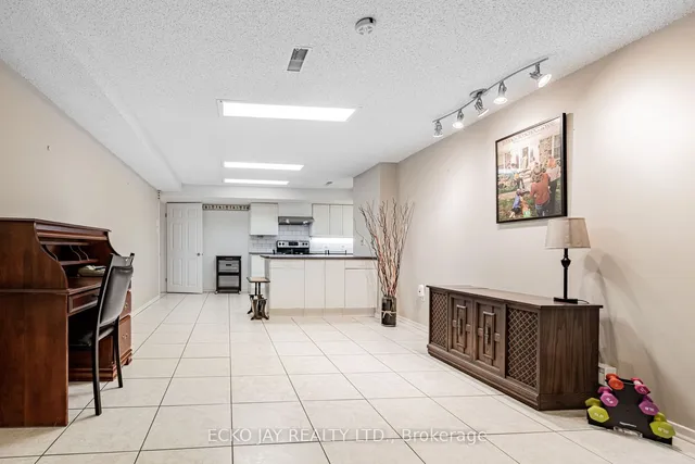 Additional property image - 3 Minorca Pl