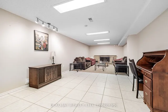 Additional property image - 3 Minorca Pl