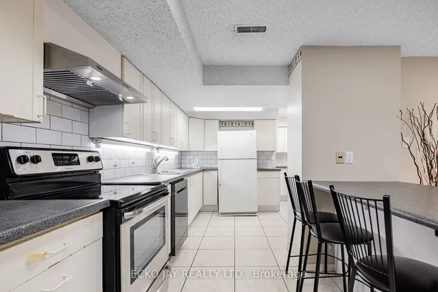 Additional property image - 3 Minorca Pl