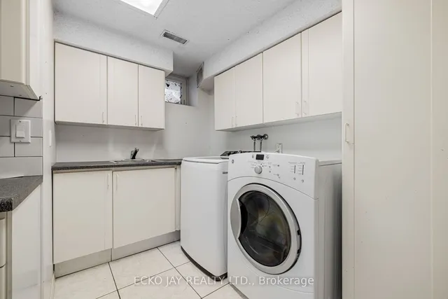 Additional property image - 3 Minorca Pl