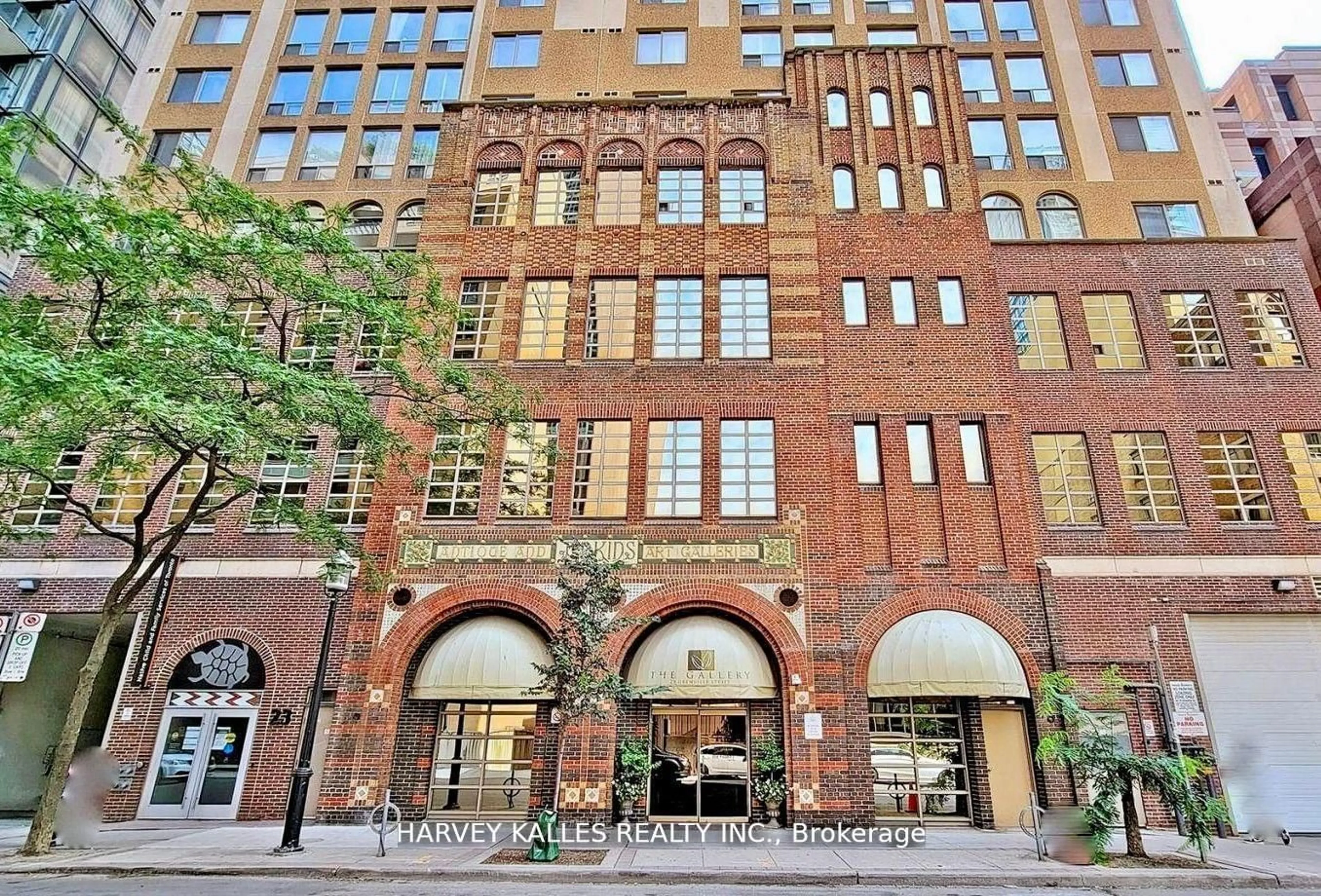 Indoor foyer for 25 Grenville St #2206, Toronto Ontario M4Y 2X5