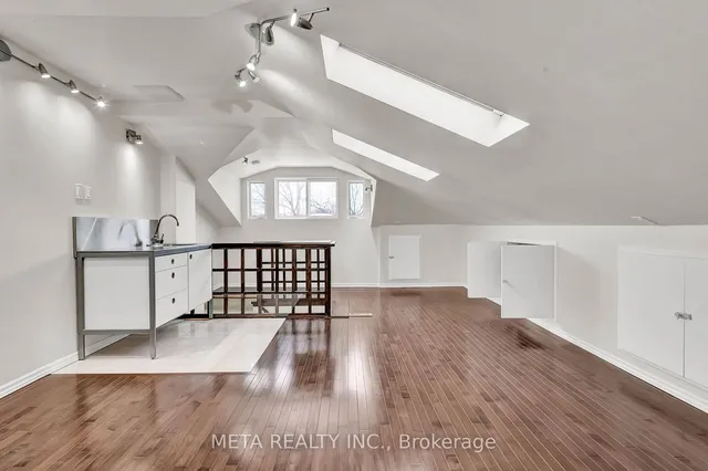 Additional property image - 45 Combermere Dr