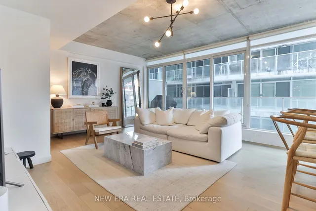 Additional property image - 75 Portland St Unit 423