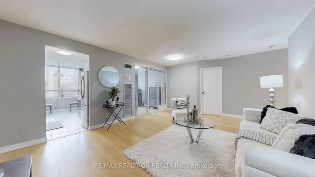 Additional property image - 633 Bay St Unit 1008