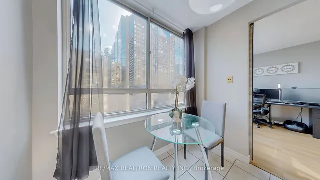 Additional property image - 633 Bay St Unit 1008