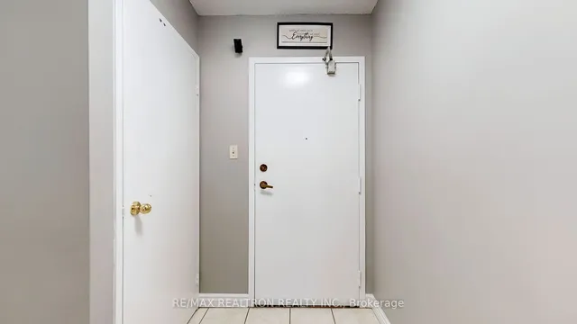 Additional property image - 633 Bay St Unit 1008