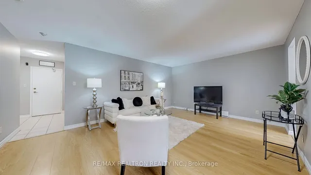 Additional property image - 633 Bay St Unit 1008
