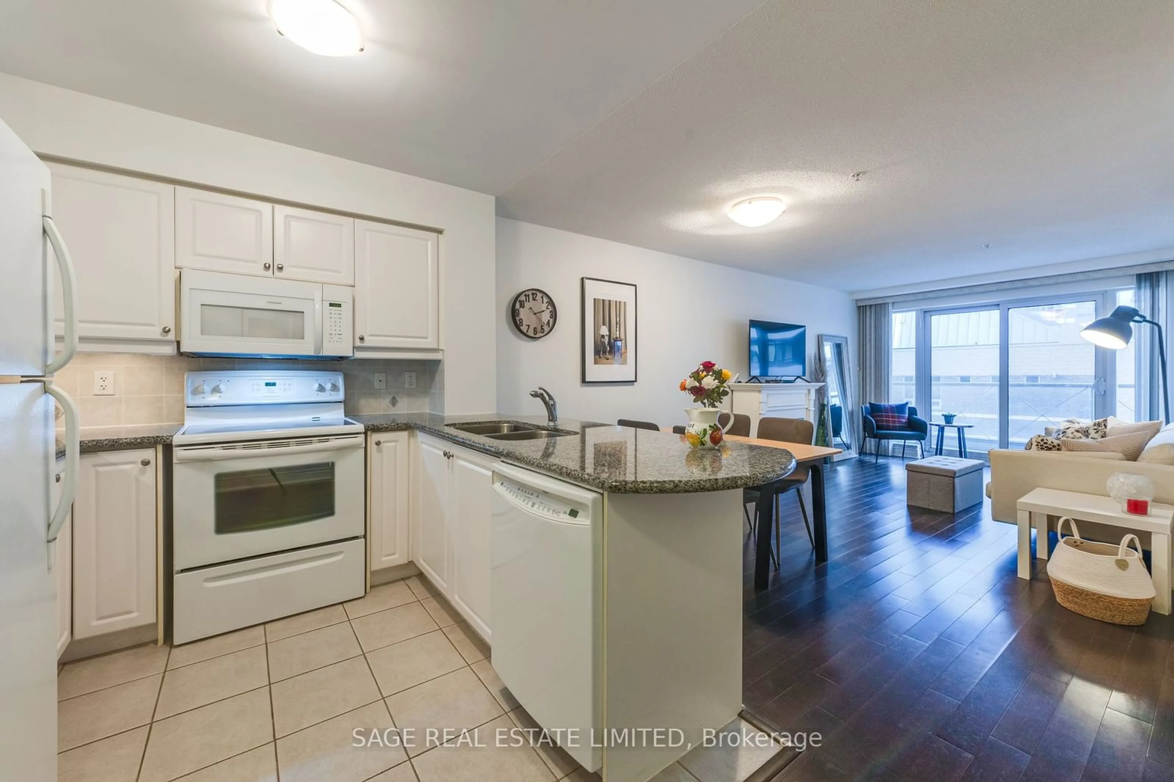 Open concept kitchen, unknown for 12 Rean Dr #307, Toronto Ontario M2K 3C6