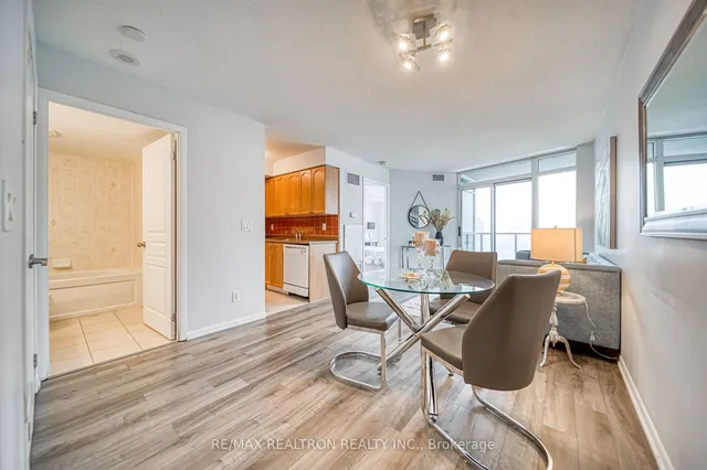 Additional property image - 18 Yonge St Unit 3109