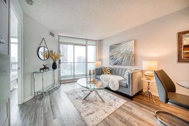 Additional property image - 18 Yonge St Unit 3109