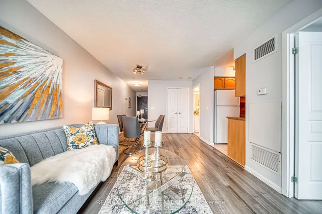 Additional property image - 18 Yonge St Unit 3109