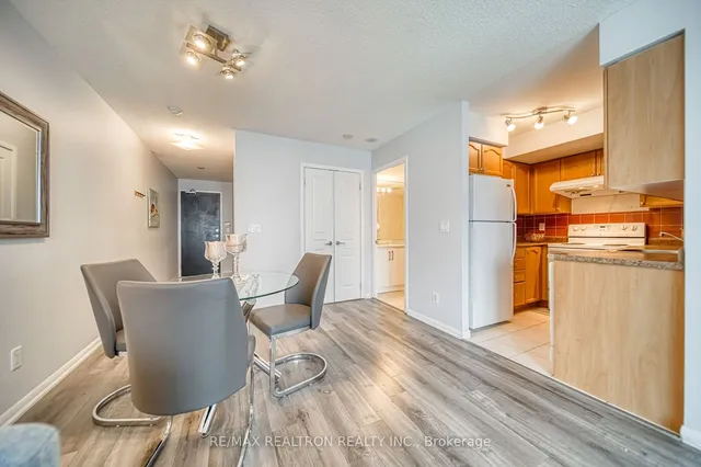 Additional property image - 18 Yonge St Unit 3109