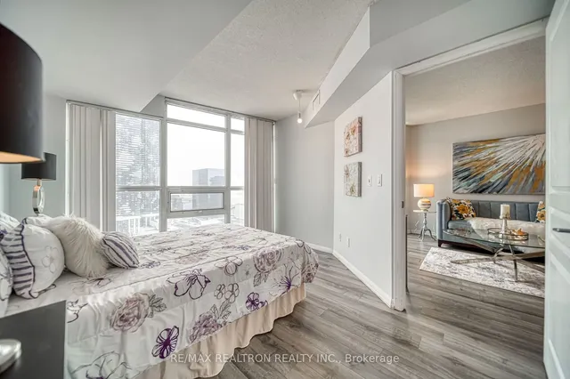Additional property image - 18 Yonge St Unit 3109