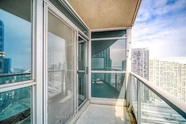 Additional property image - 18 Yonge St Unit 3109
