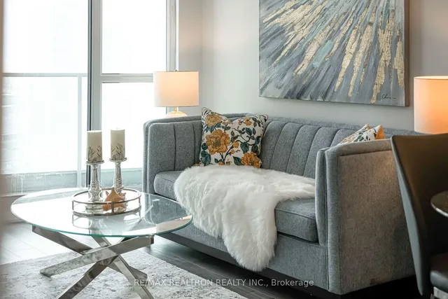 Additional property image - 18 Yonge St Unit 3109