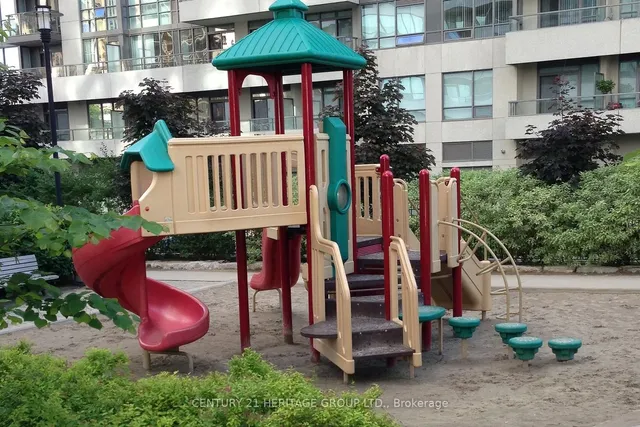 Additional property image - 18 Spring Garden Ave Unit 1805