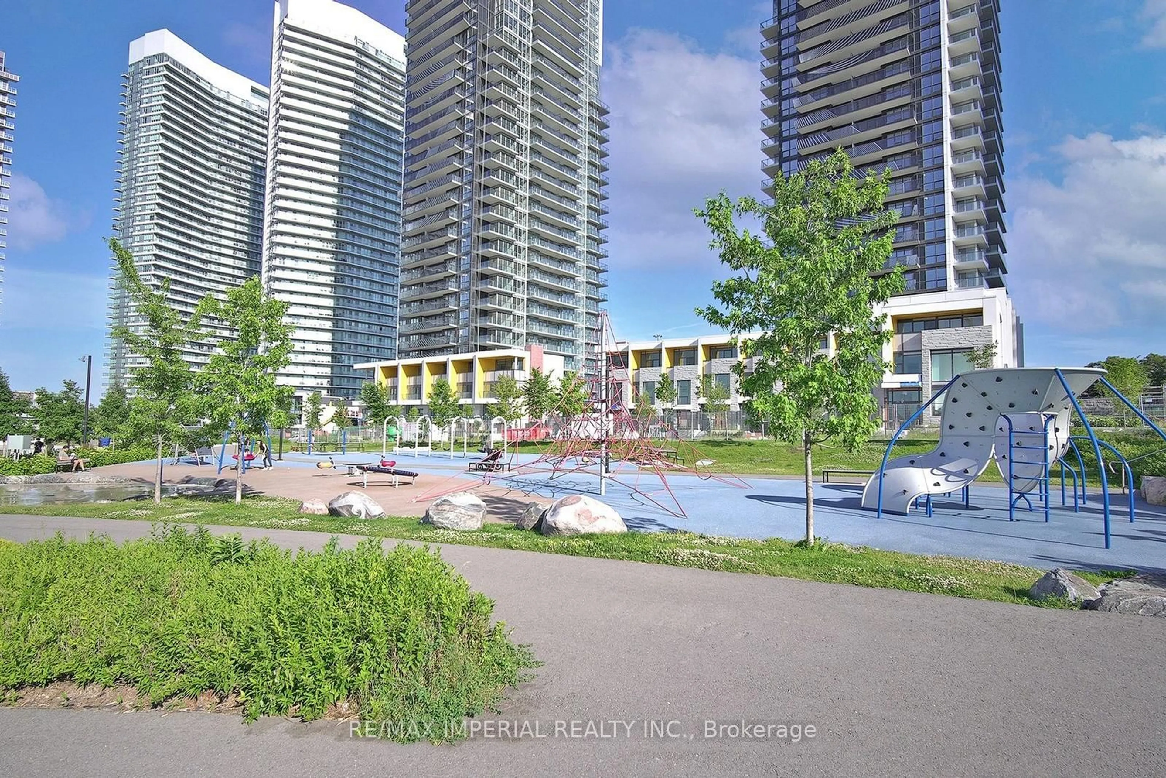 Pool for 85 Mcmahon Dr #1806, Toronto Ontario M2K 0H1