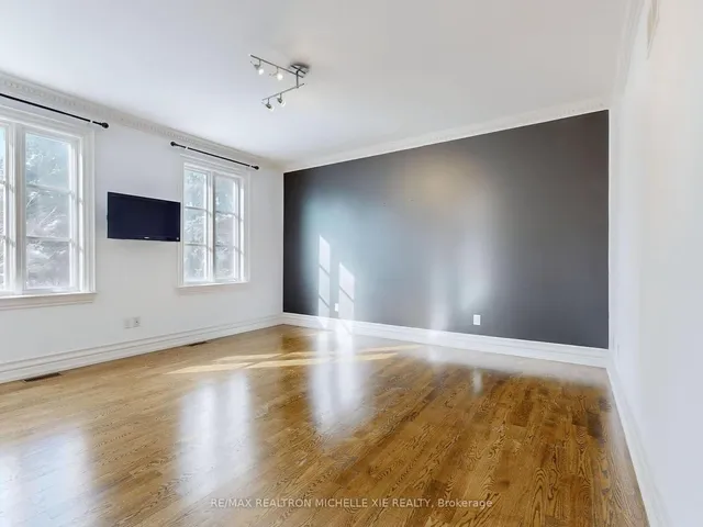 Additional property image - 8 Colvestone Rd