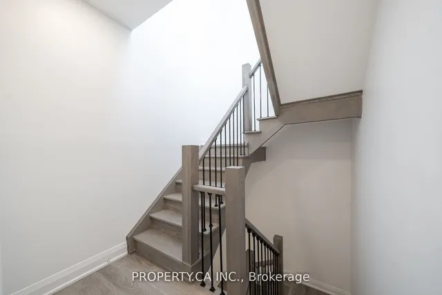 Additional property image - 17 Greenbriar Rd Unit 3