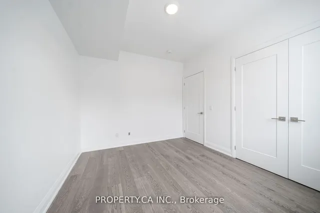 Additional property image - 17 Greenbriar Rd Unit 3