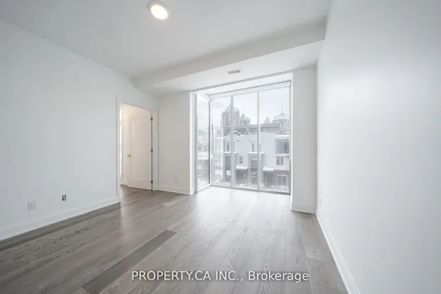 Additional property image - 17 Greenbriar Rd Unit 3