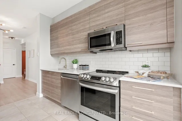 Additional property image - 88 Broadway Ave Unit 1206