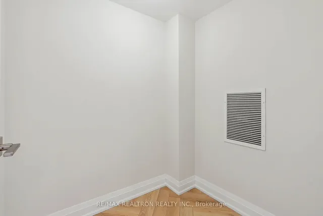 Additional property image - 35 Finch Ave Unit 905