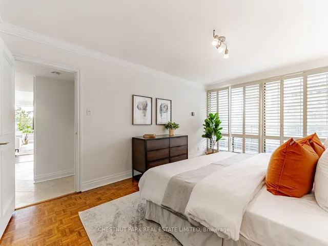 Additional property image - 10 Avoca Ave Unit 606