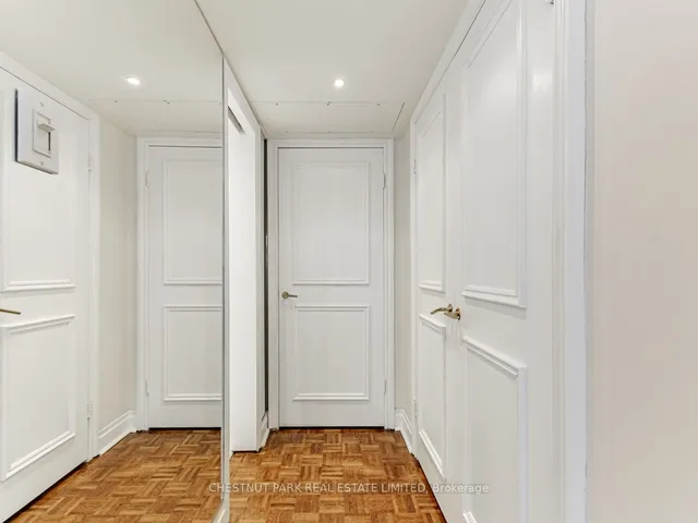 Additional property image - 10 Avoca Ave Unit 606
