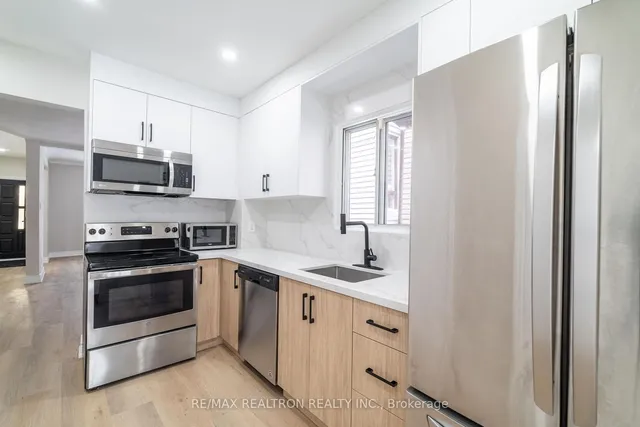 Additional property image - 1181 DOVERCOURT Rd
