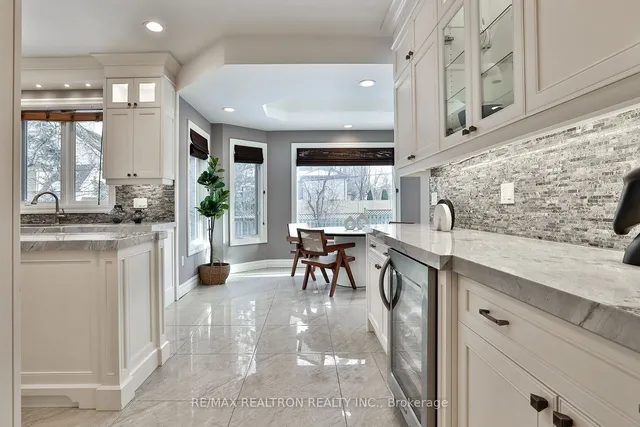 Additional property image - 243 Dunview Ave