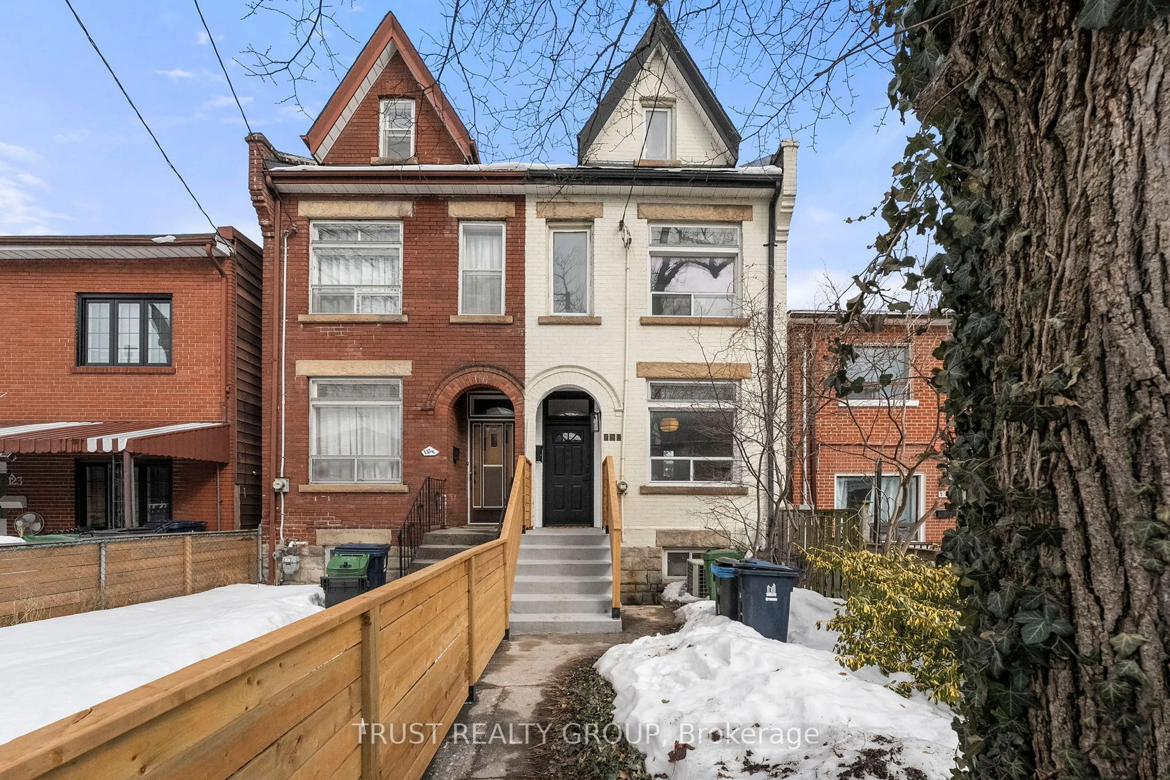 Home with brick exterior material, street for 121 Palmerston Ave, Toronto Ontario M6J 2J2