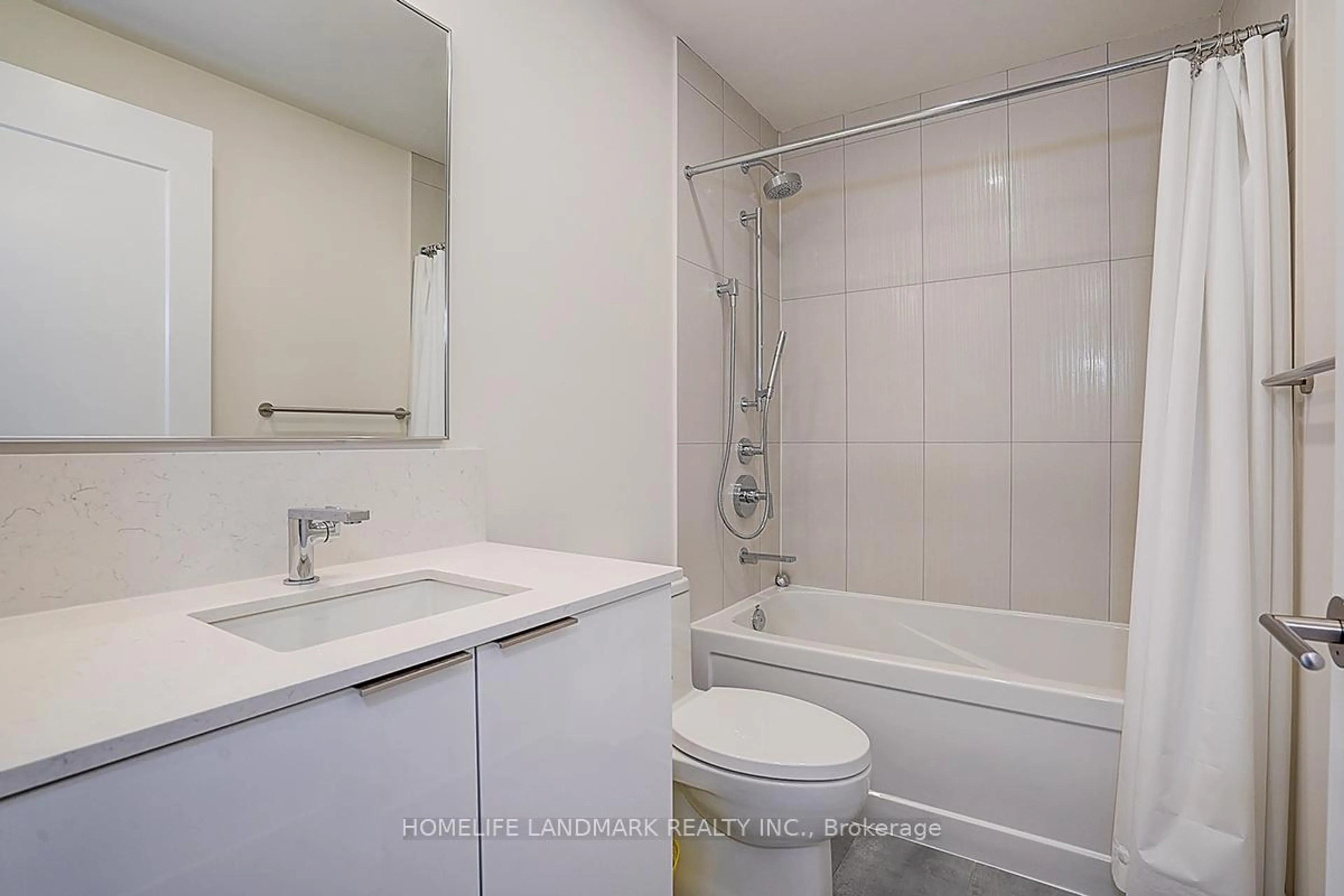 Standard bathroom, unknown for 28 Freeland St #2707, Toronto Ontario M5E 0E3