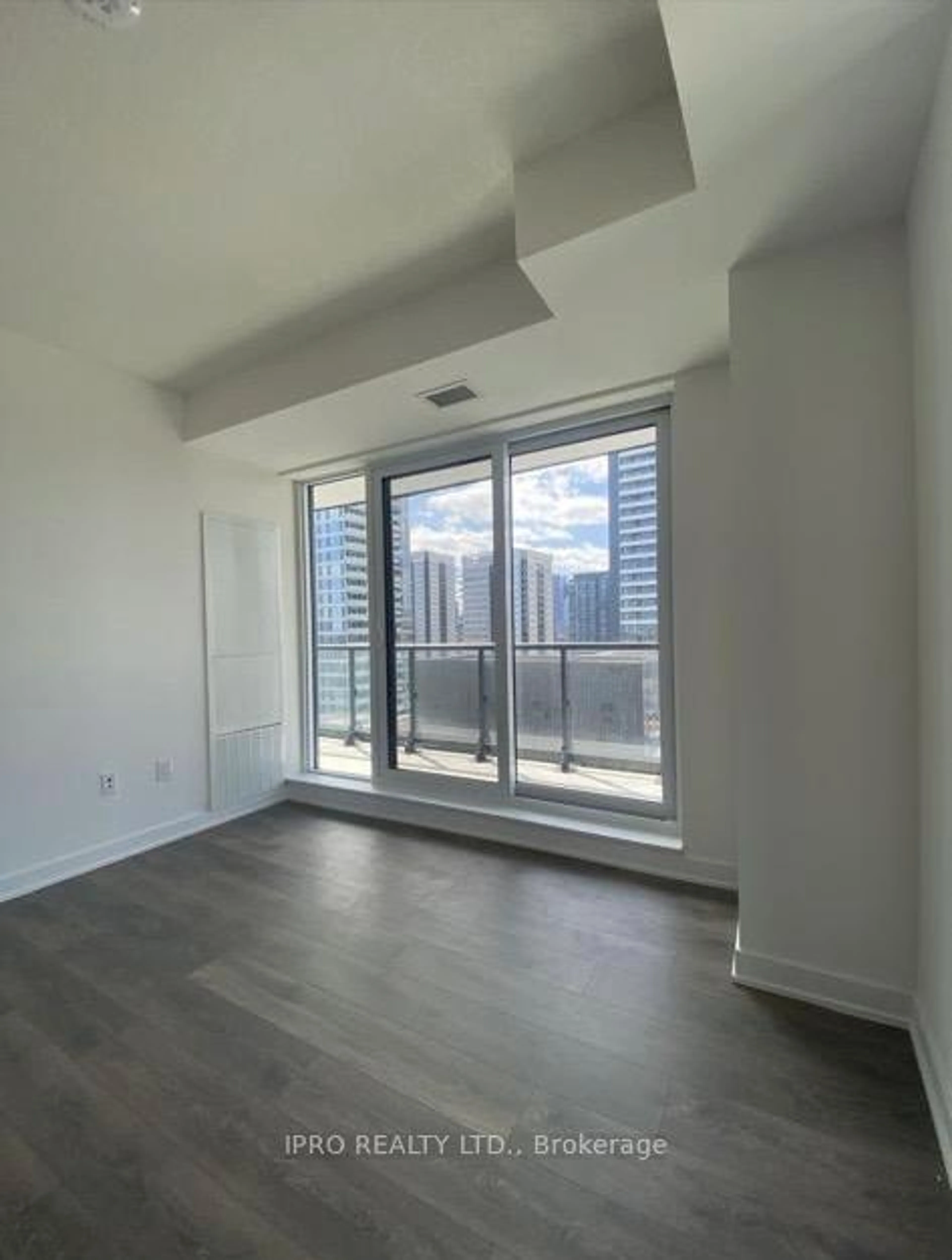 A pic of a room for 130 River St, Toronto Ontario M5V 3P7