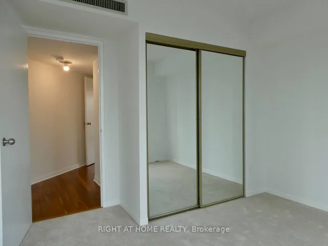 Additional image 23 of 1001 Bay St Unit 3104