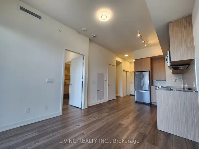 Additional property image - 10 Deerlick Crt Unit 1205