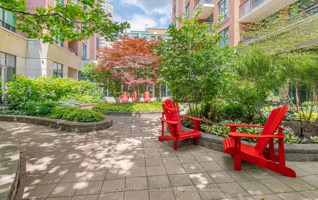 Additional property image - 319 Merton St Unit 315