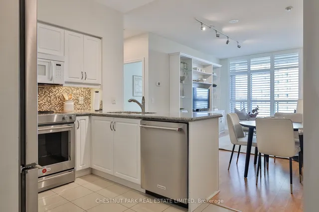 Additional property image - 319 Merton St Unit 1013